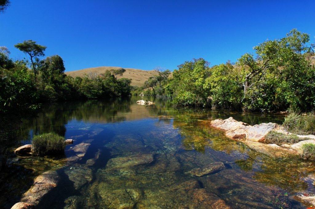 Rio São Francisco Serra da Canastra mg 1024x680